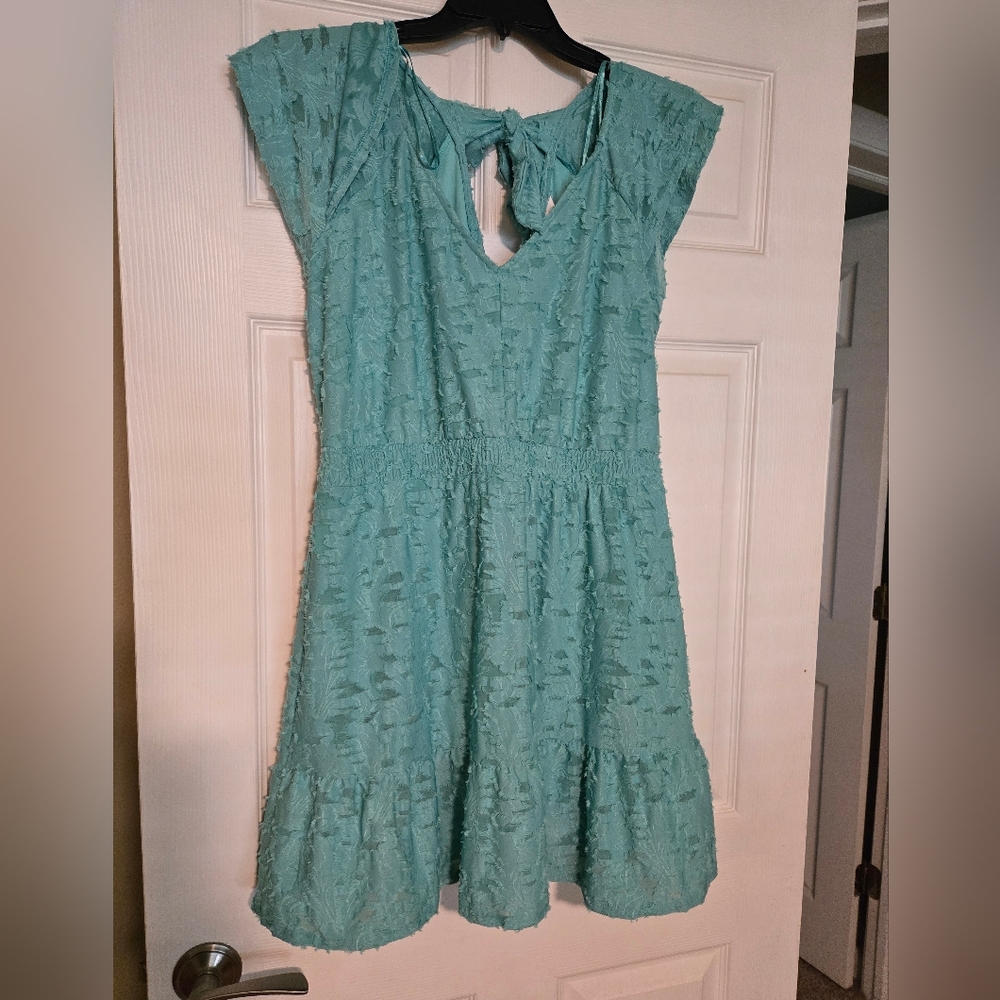 EUC LC LAUREN CONRAD AQUA RUFFLE DRESS SIZE LARGE